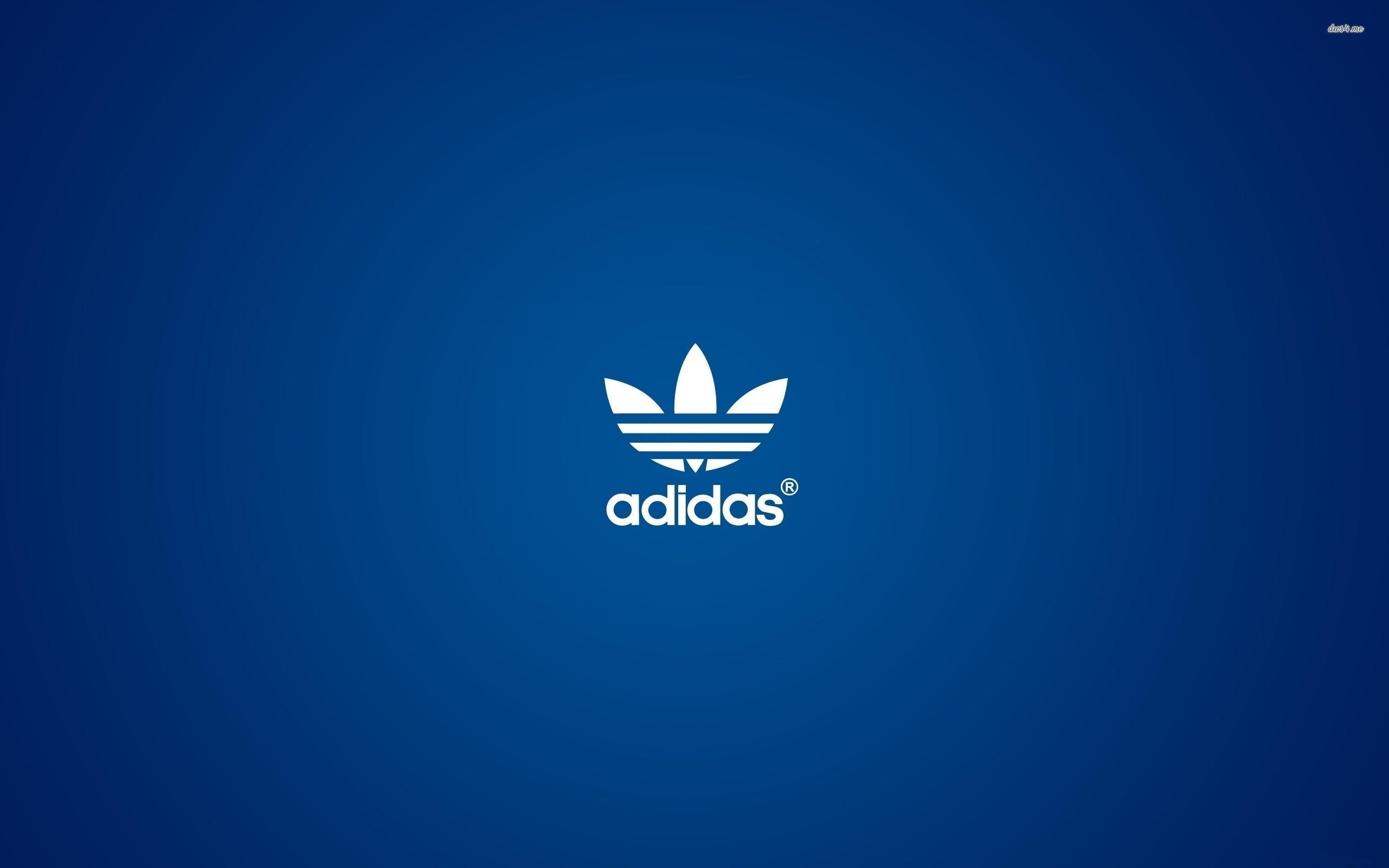 Adidas zmienia swoje logo
