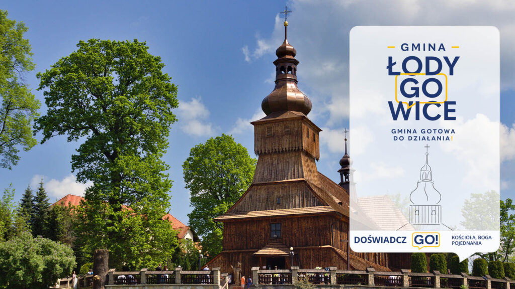 Grafika promująca gminę Łodygowice. Na zdjęciu widoczny Kościół.